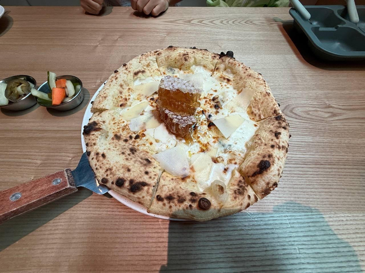 성수 오르노(horno) — 아이 둘이 컬리플라워를 먼저 비운 화덕피자 집
